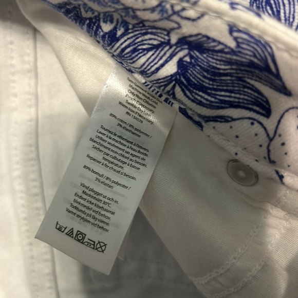 NWOT Vineyard Vines Patterned Lowrise Jeans - Picture 6 of 6